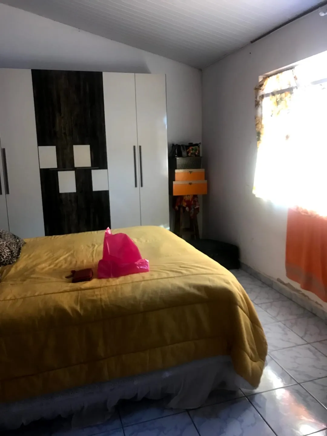 Imagem Casa à venda 4 Quartos, 1 Vaga, 300M², Residencial Ouro Verde, Pindamonhangaba - SP