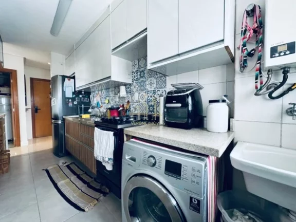 Imagem Apartamento com três quartos varanda a venda em Villa Laura