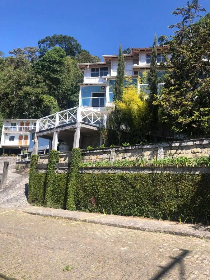 Imagem Pousada para Venda em Teresópolis / RJ no bairro Parque do Ingá