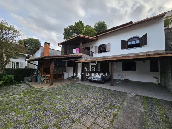 Foto do imóvel Casa à venda, 238 m² por R$ 1.200.000,00 - Tijuca - Teresópolis/RJ