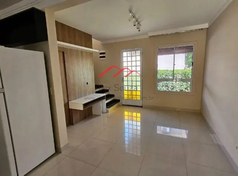 Imagem Sobrado em Condomínio para Venda, Alto de Pinheiros, 2 dormitórios, 2 banheiros, 1 vaga