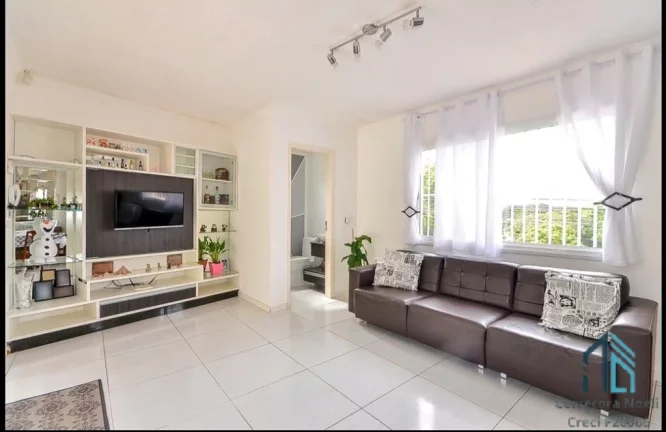 Imagem Casa a venda, 04 quartos c/suíte, 06 vagas, no São Lourenço em Curitiba PR