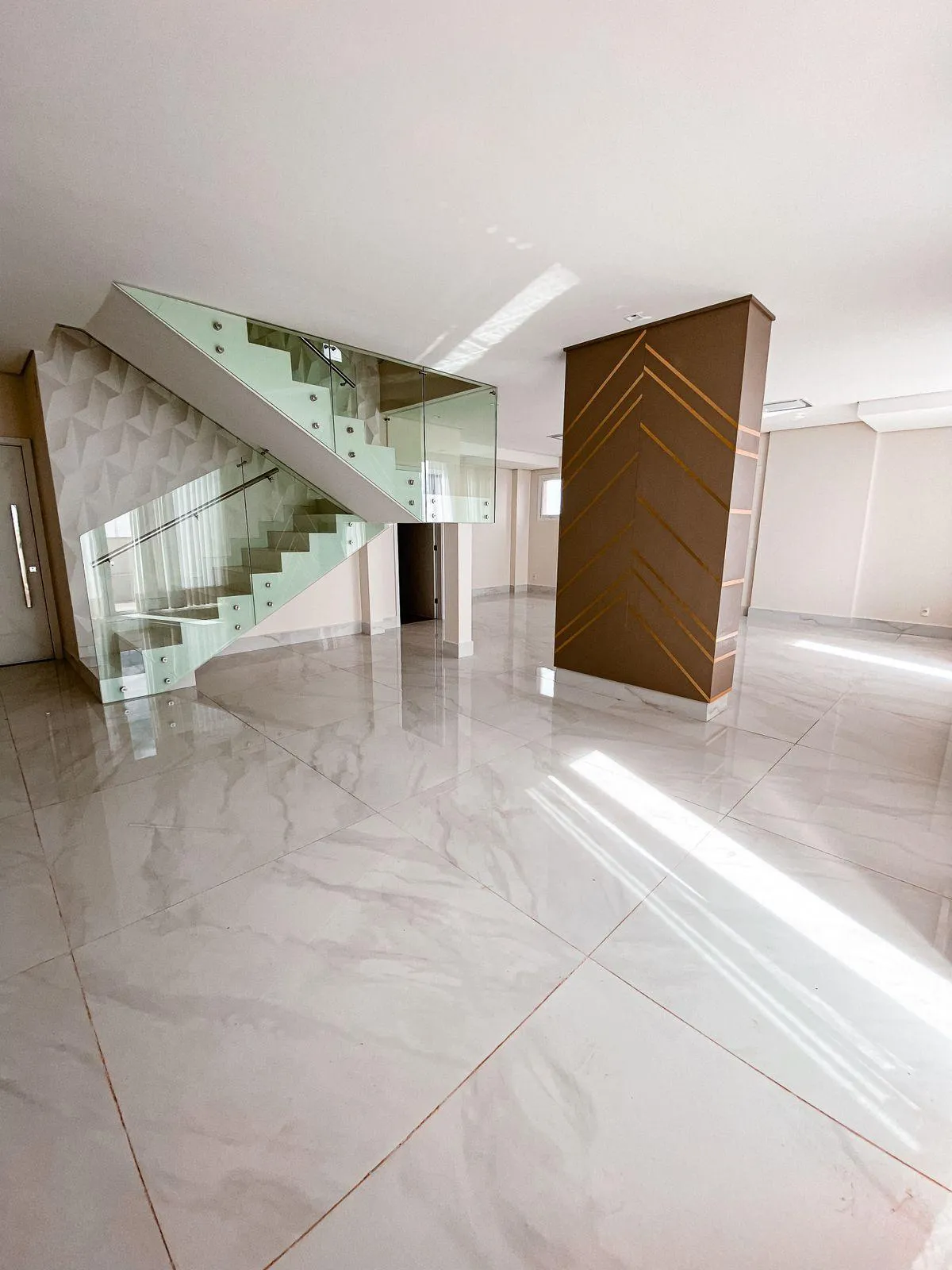 Imagem Cobertura à venda em Franca, Vila Santos Dumont, com 5 quartos, 280m2