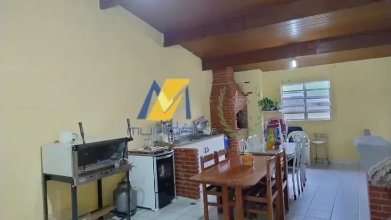 Imagem "Essa casa cabe sua família, sua festa e ainda aceita permuta!"