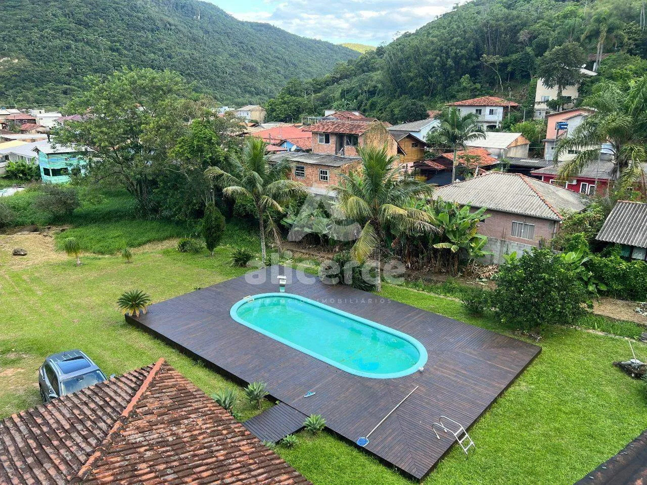 Imagem Casa à venda com 7 quartos 2 suítes, 492m² em Armação do Pântano do Sul Florianópolis