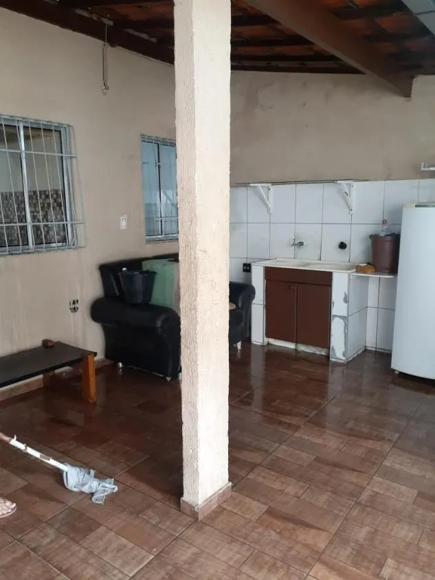 Imagem Vendo uma ótima casa em Betim ( valor 350.000,00 )