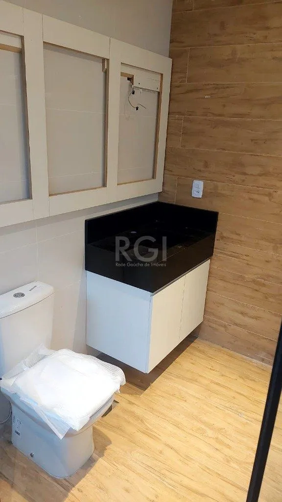 Imagem Casa Condominio para Venda - 330m², 3 dormitórios, sendo 3 suites, 2 vagas - Querência