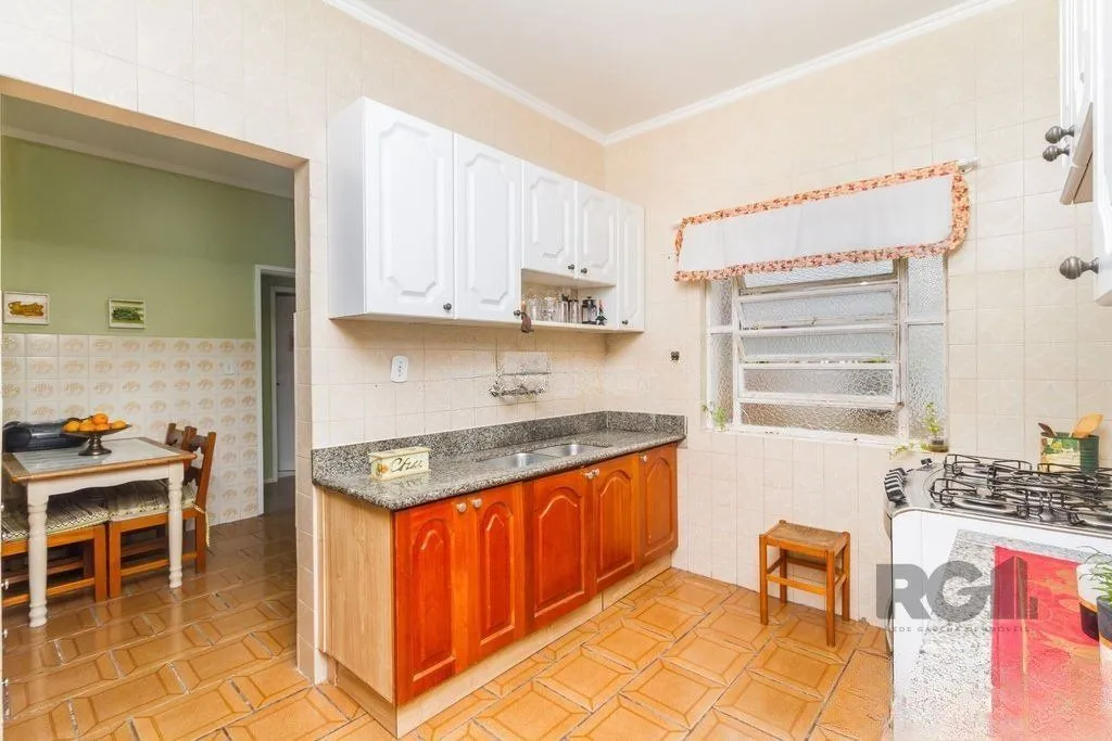 Imagem Casa 4 dormitórios no bairro Espírito Santo