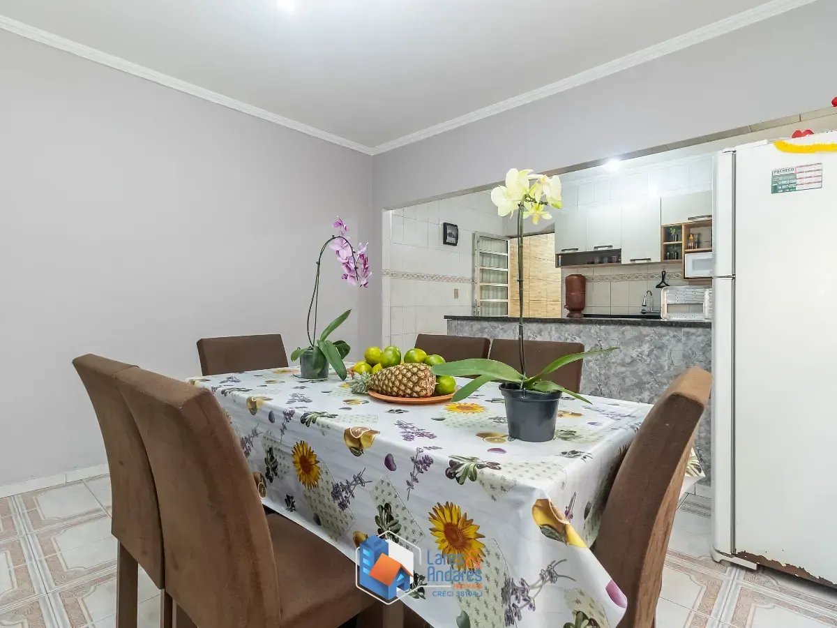 Imagem Sobrado para venda em Perus com 3 quartos, sendo 1 suíte, 154m²