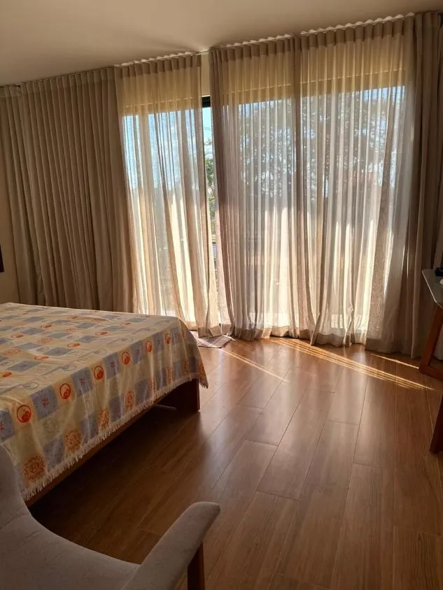 Imagem CASA DE ALTO PADRÃO À VENDA NA BARRAGEM CARMO DO CAJURU/MG, com 1.555 m²