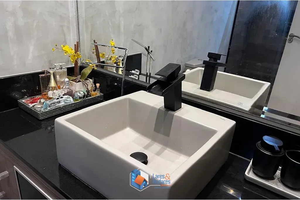 Imagem Casa em Condomínio à venda 3 Quartos 3 Suites 4 Vagas 229M² Jardim Londrina São Paulo - SP