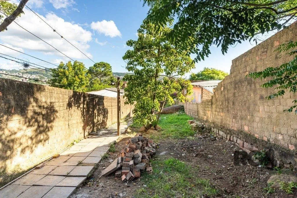 Imagem terreno no bairro Medianeira com 435m²