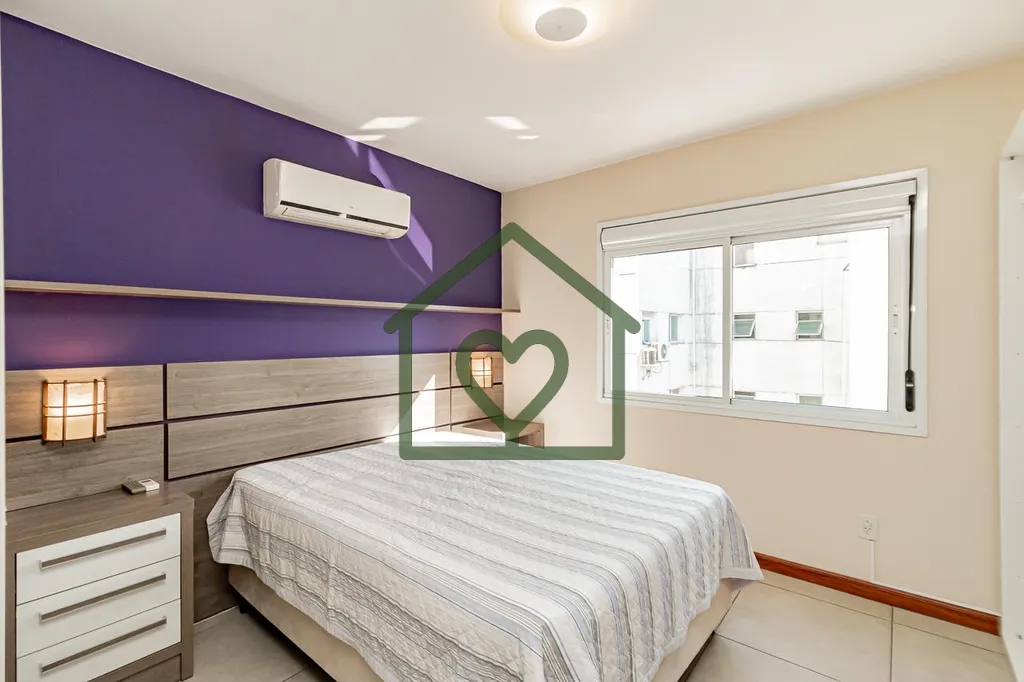 Imagem Na Rua Santo Antônio, próximo a Av. Independência apartamento de 01 dormitório 01 vaga de garage...