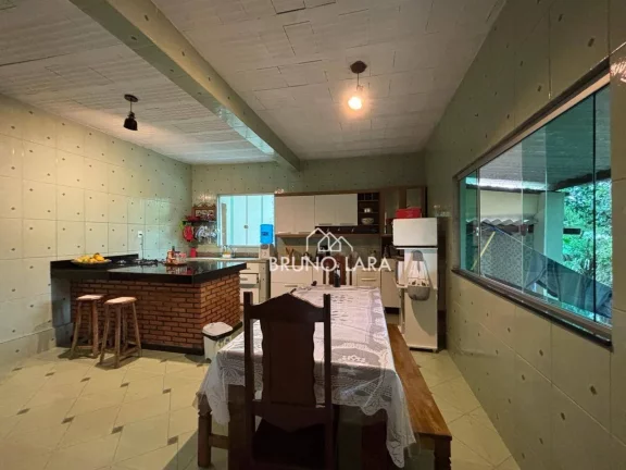 Imagem Casa com ponto comercial à venda no bairro Jardim das Roseiras - Igarapé/MG.