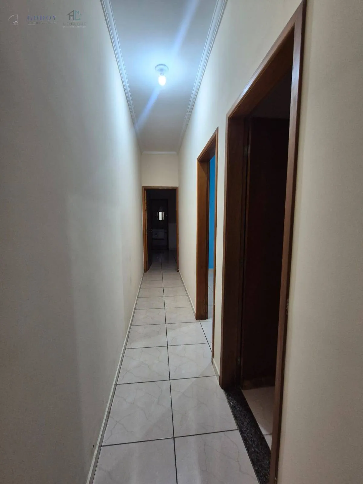 Imagem Excelente Casa no Mombaça com Suíte