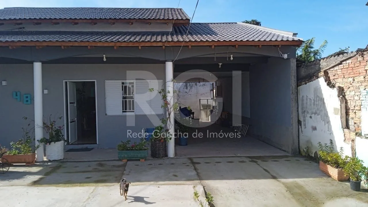 Imagem Casa para Venda - 90m², 3 dormitórios, 4 vagas - Maria Regina