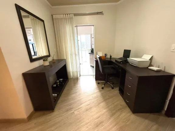 Imagem Apartamento à venda no Centro de Joinville, por R$ 750 mil
