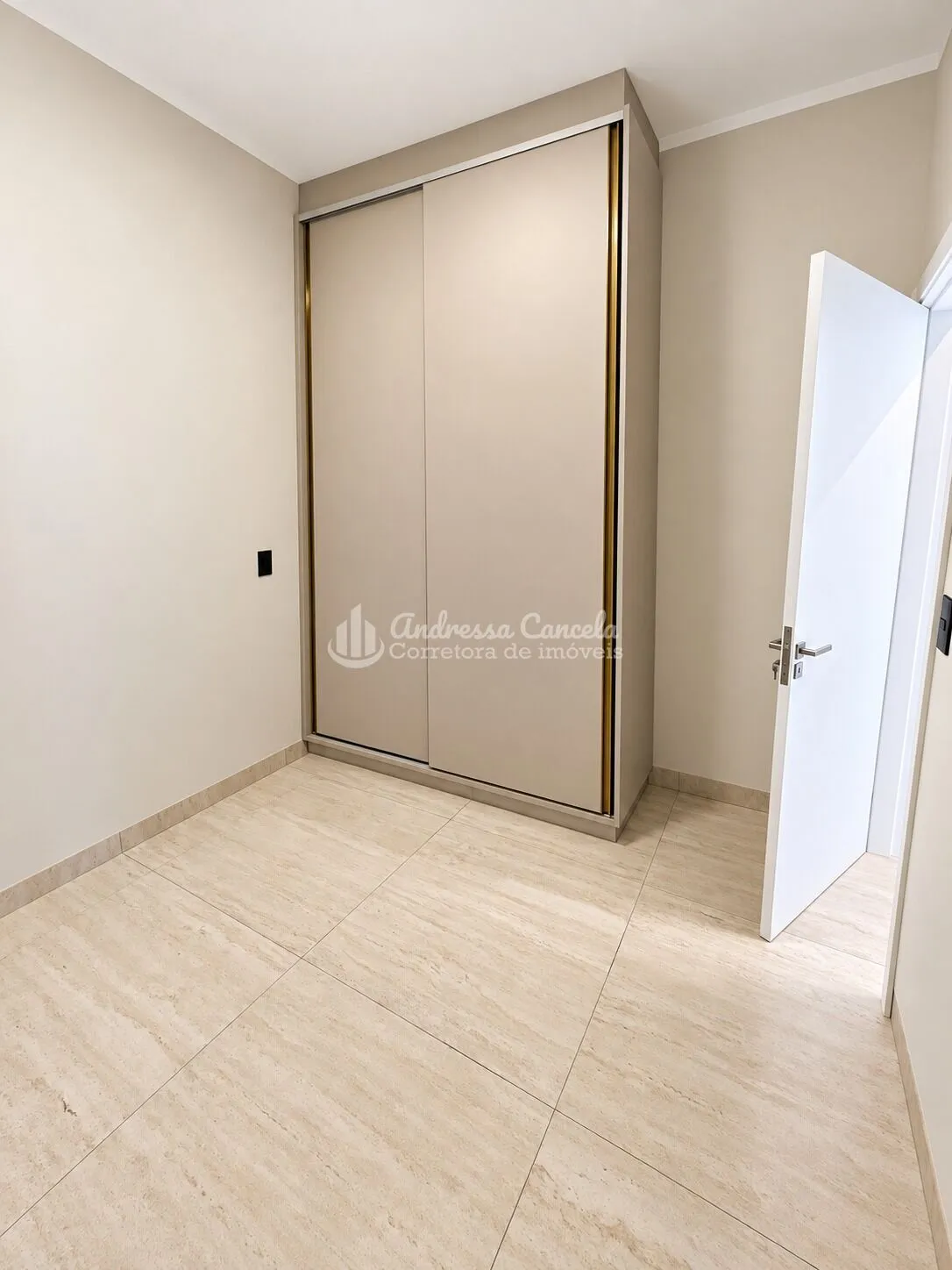 Imagem Eville Rio Preto - Casa nova à venda Eville Rio Preto (condomínio fechado) - R$ 880.000