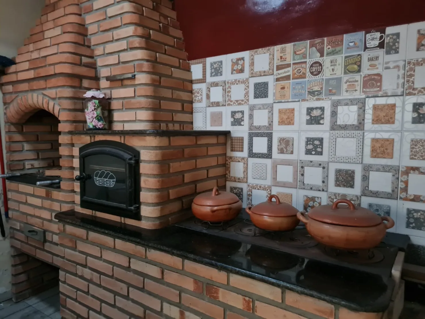 Foto do imóvel Casa à venda 3 Quartos, 2 Suites, 3 Vagas, 290M², Vila Suiça, Pindamonhangaba - SP