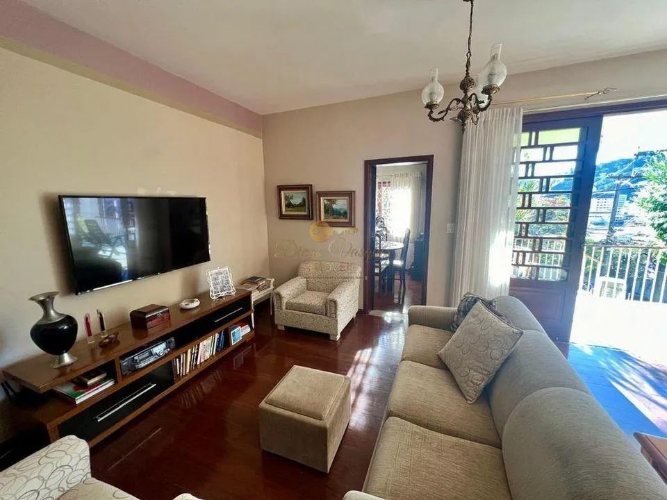 Imagem Casa para Venda no bairro Várzea