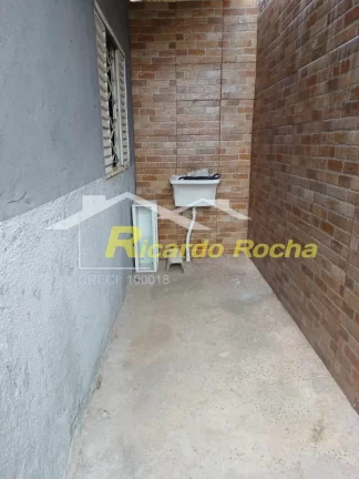 Imagem Casa com oportunidade de renda de aluguel !!