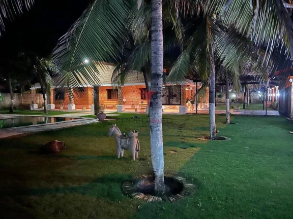 Imagem Casa porteira fechada na Praia do morro branco em Beberibe, Ceará