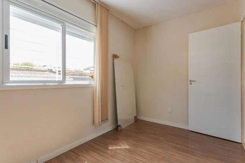 Imagem Casa térrea com 3 dormitórios, espaço gourmet e 3 vagas.