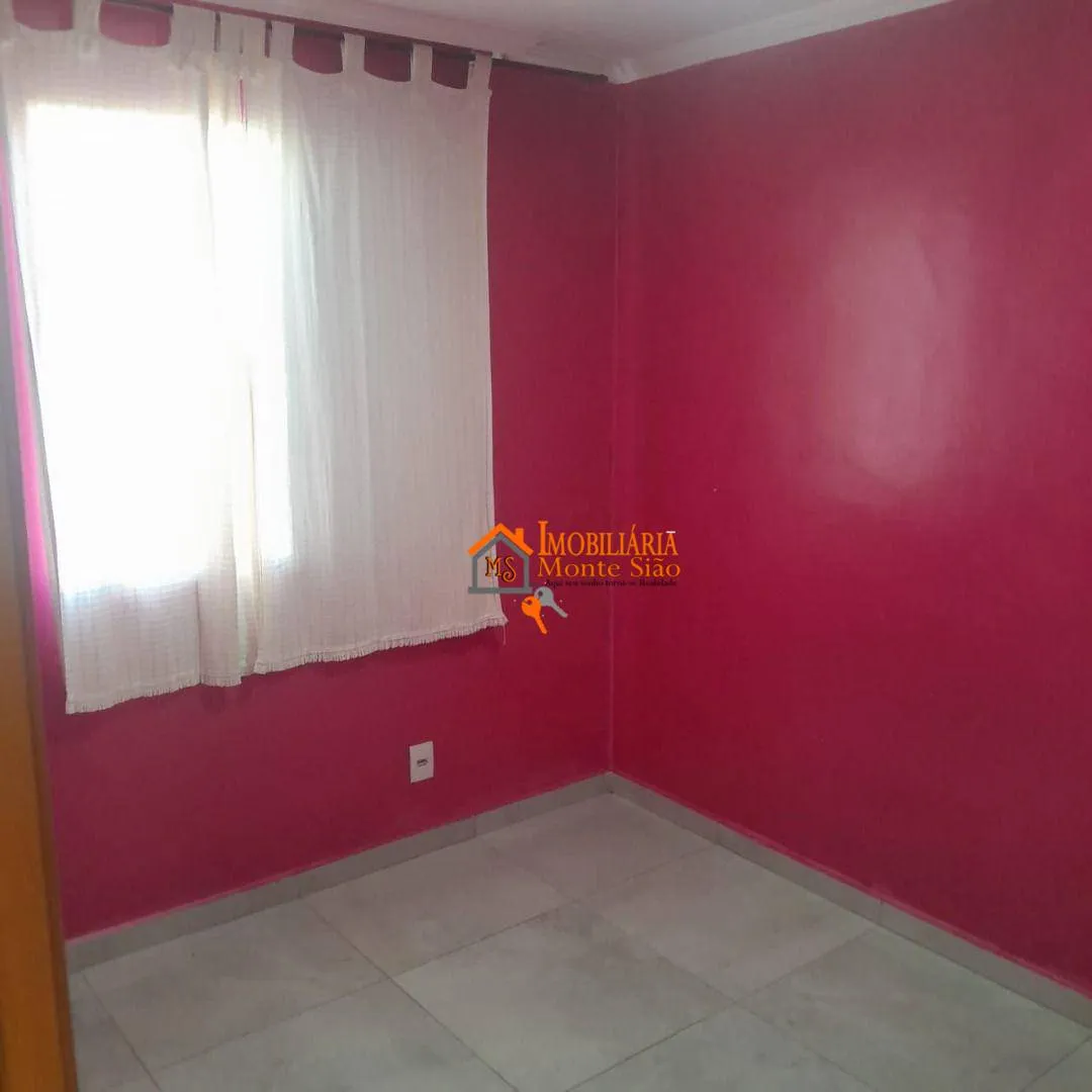 Imagem Apartamento com 2 dormitórios à venda, 45 m² por R$ 270.000 - Água Chata - Guarulhos/SP