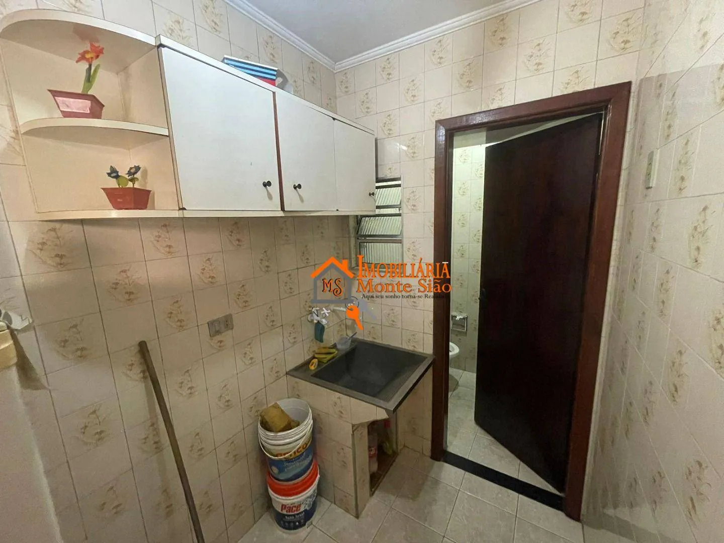 Imagem Sobrado com 3 dormitórios à venda, 240 m² por R$ 640.000 - Ponte Grande - Guarulhos/SP