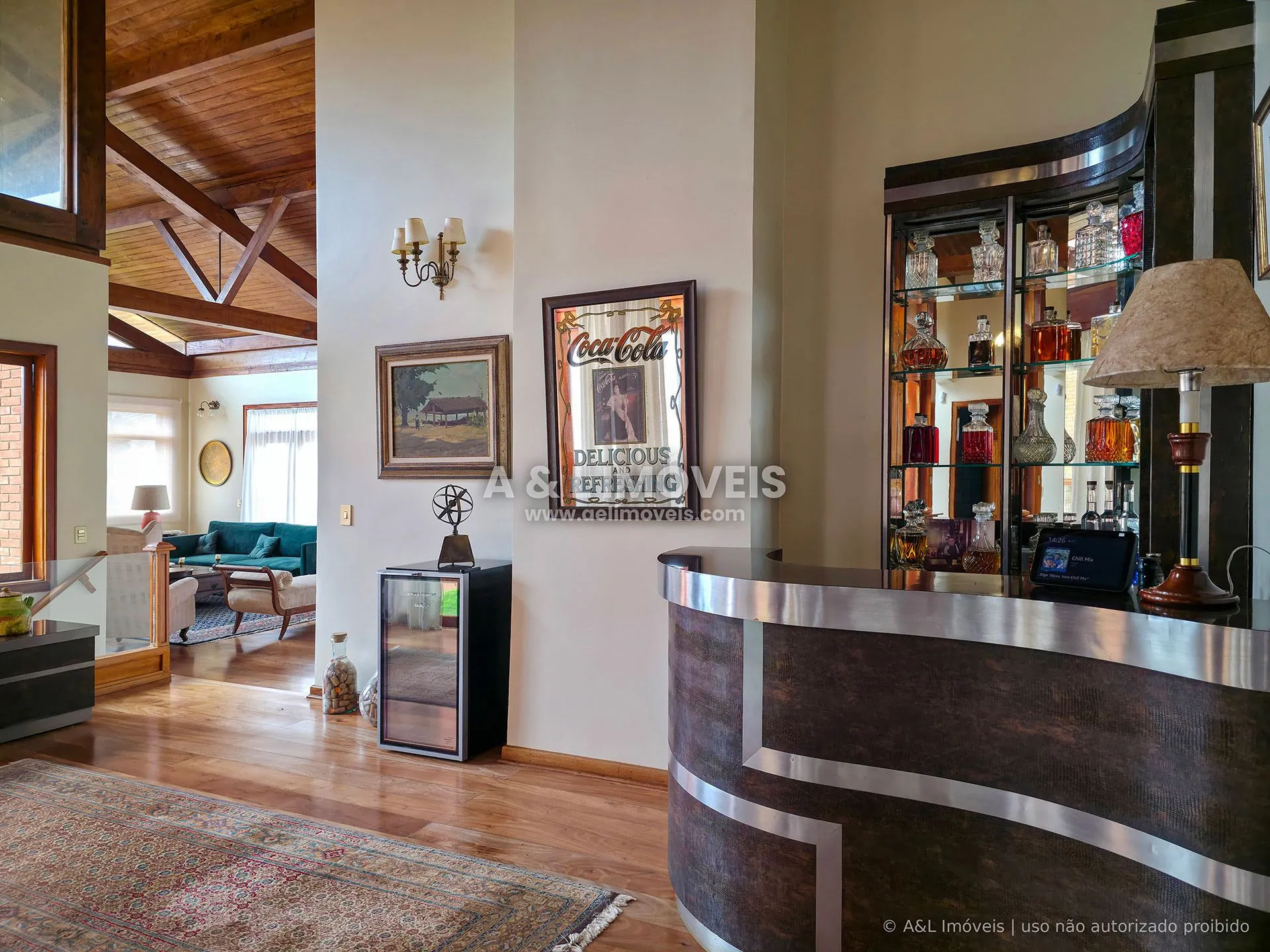 Imagem Casa à venda com 5 suítes e 694,44 m² na Vila Sylvia, Campos do Jordão