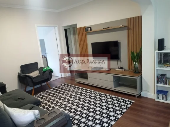 Imagem Oportunidade a venda no Bairro de Veleiros. Vendo excelente casa com Edícula em Veleiros, são 250m² de área, com 3 dormitórios, sendo 1 Suíte, sala, Cozinha, área de lavanderia, área de churrasqueira com banheiro, edícula com 2 cômodos e banheiro, maís um