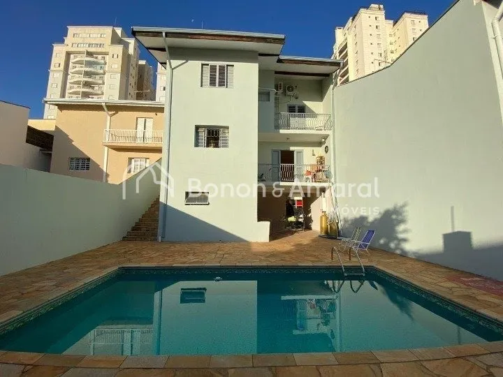 Imagem Sobrado à Venda 3 Quartos e Suíte Master no Parque das Flores
