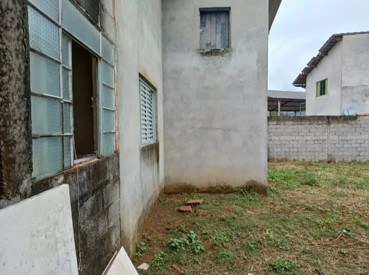 Imagem Casa à venda 3 Quartos, 1 Suite, 3 Vagas, 94M², Parque Shangrilá, Pindamonhangaba - SP