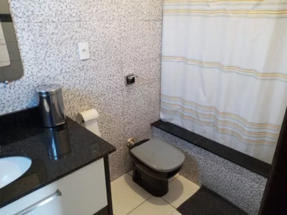 Imagem Sobrado com 3 dormitórios à venda, 290 m² por R$ 900.000,00 - Cidade Edson - Suzano/SP