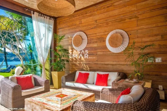 Imagem Casa Frente Mar para Venda em Armação dos Búzios / RJ no bairro Ferradura