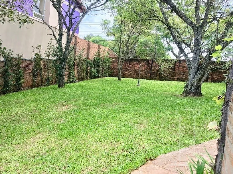 Imagem Casa para Venda - 570m², 3 dormitórios, sendo 1 suites, 2 vagas - Hípica