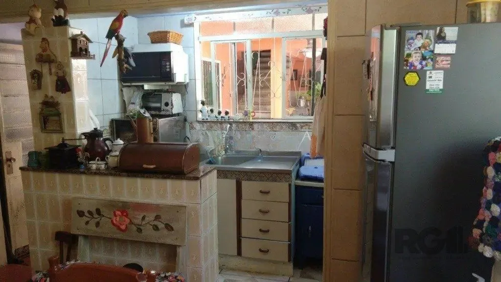 Imagem Casa com 3 dormitórios no bairro Sarandi