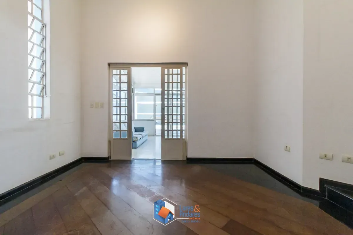 Imagem Casa para venda em City América com 4 quartos, sendo 3 suítes, 340m²