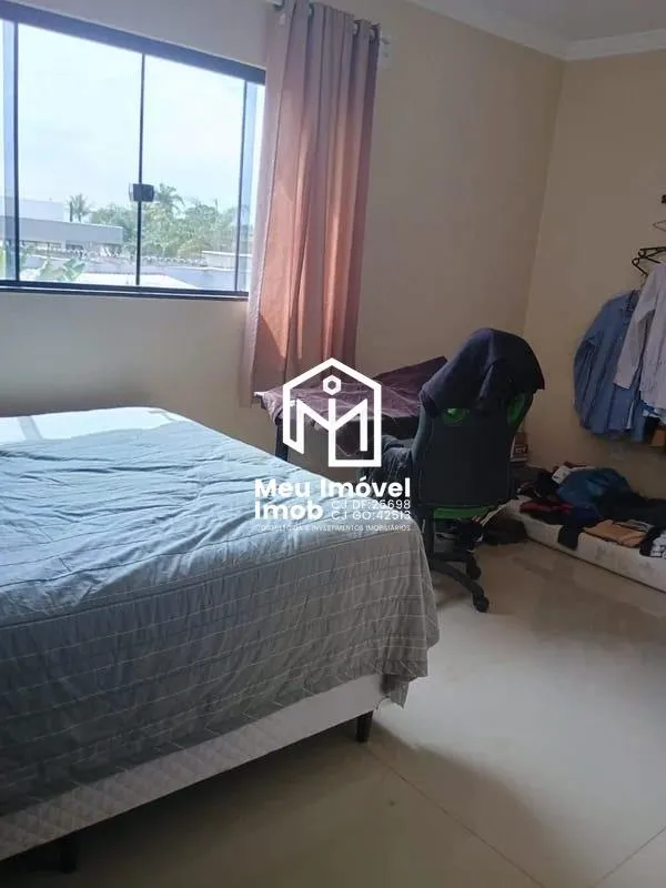 Imagem Casa 3 Quartos 2 Suítes 4 Vagas 400m² Arniqueiras/DF