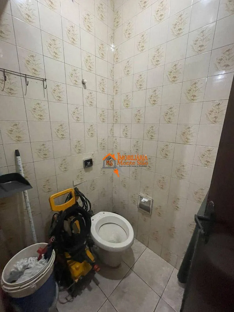 Imagem Sobrado com 3 dormitórios à venda, 240 m² por R$ 640.000 - Ponte Grande - Guarulhos/SP