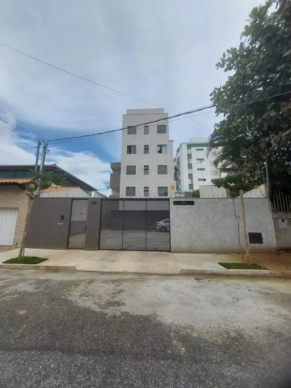Imagem ELEVADOR+ VARANDA+VAGA COBERTA E DEMARCADA