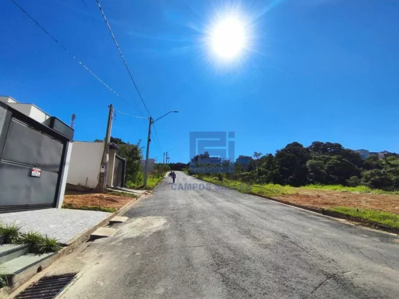 Imagem Casa com 3 dormitórios para alugar por R$ 2.850,00/mês - Nova Araújo - Socorro/SP