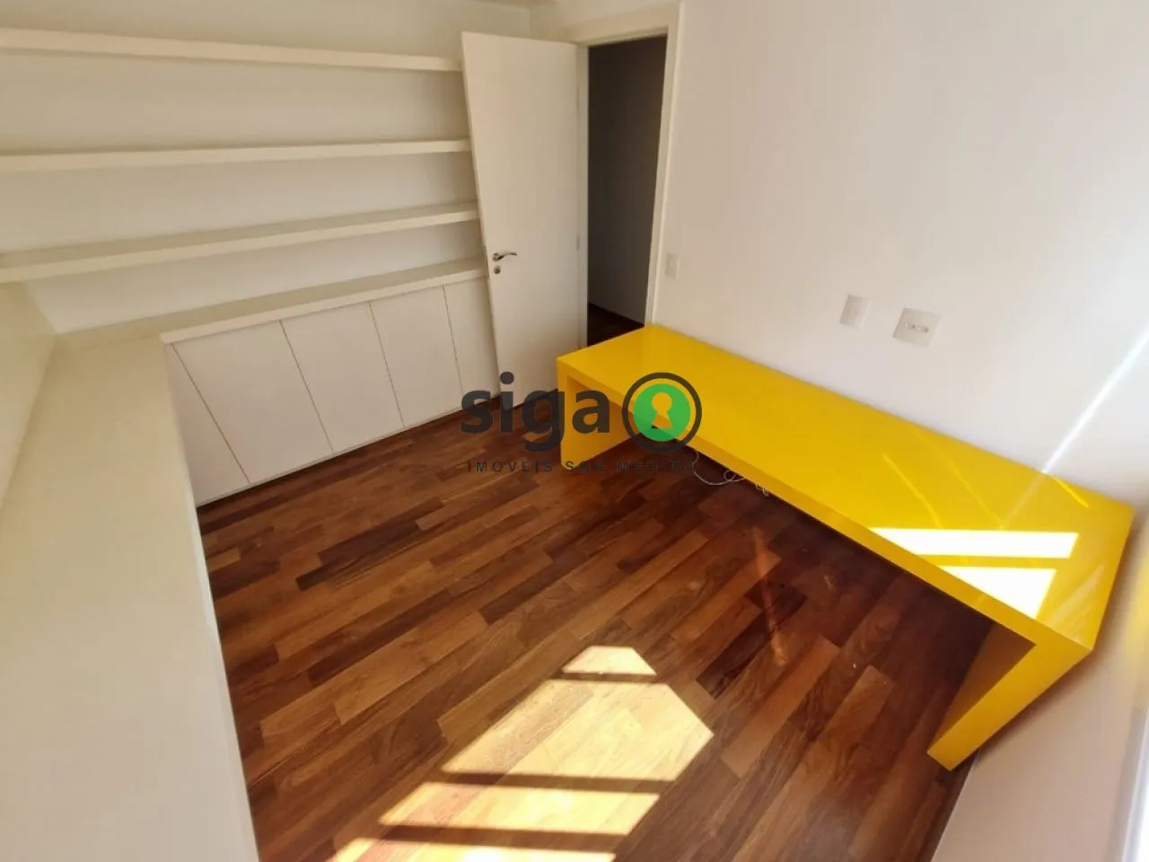 Imagem Casa em condomínio fechado a venda no Brooklin com 4 quartos