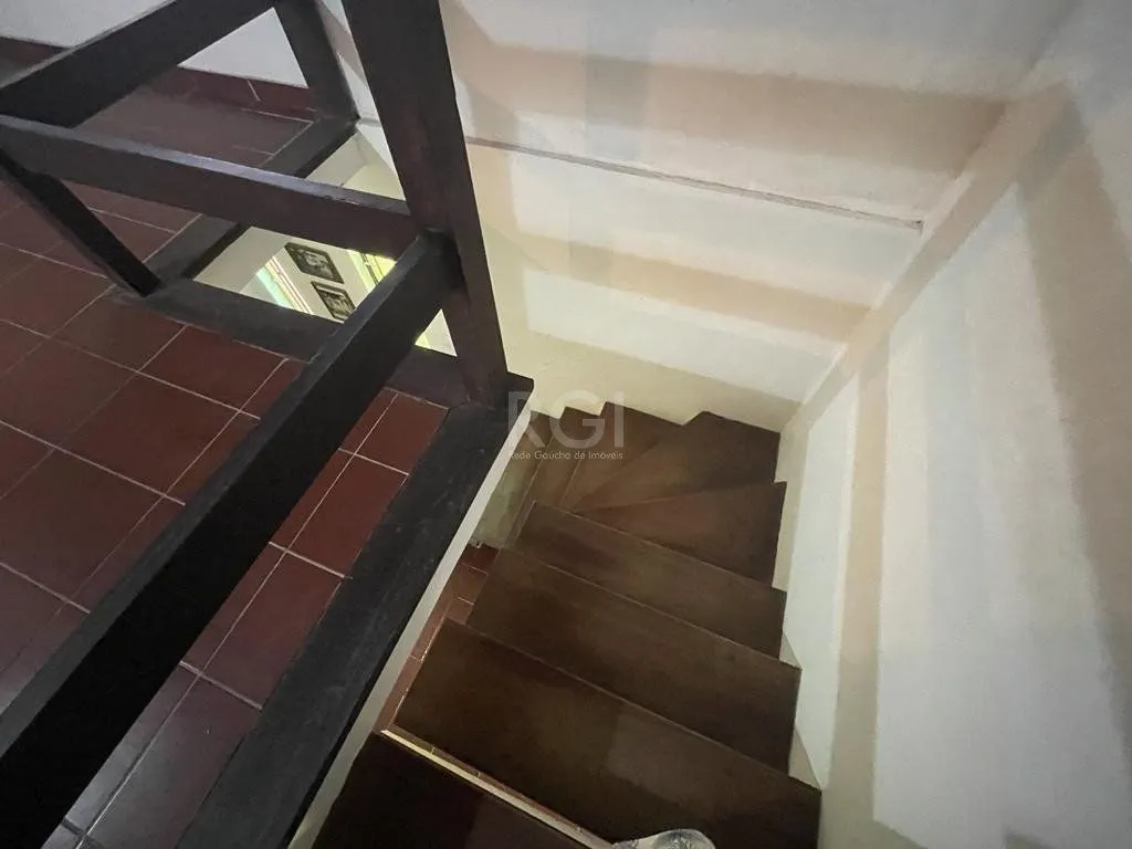 Imagem Casa para Venda - 400m², 5 dormitórios, sendo 3 suites, 4 vagas - Ipanema PORTO ALEGRE /RS