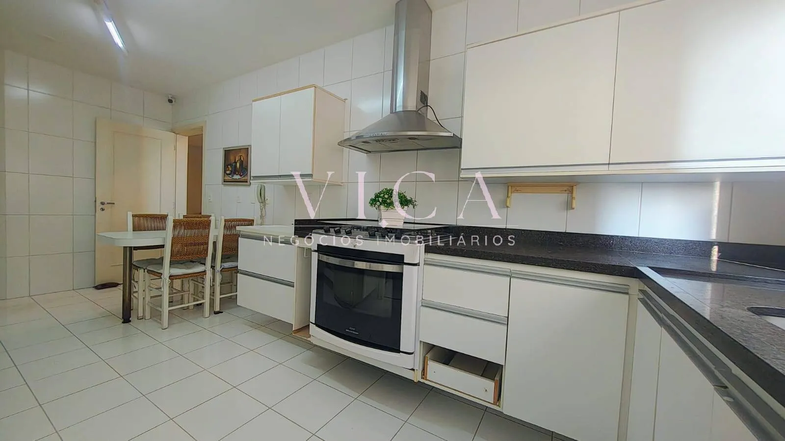 Imagem Alphaville Apto 177m² 3 dorms varanda gourmet aluguel R$ 13.000/mês