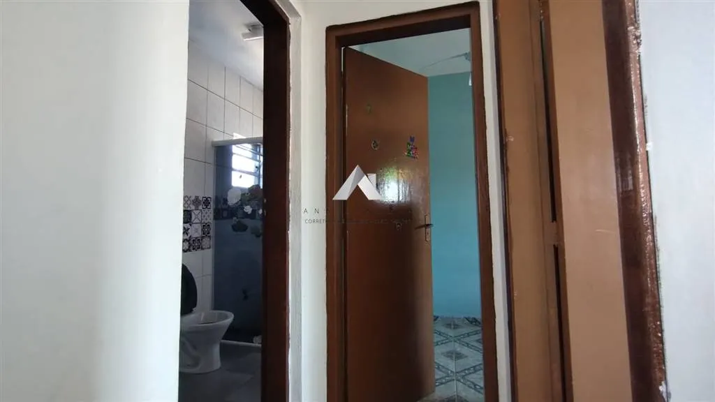 Imagem Sobrado a venda com ponto comercial