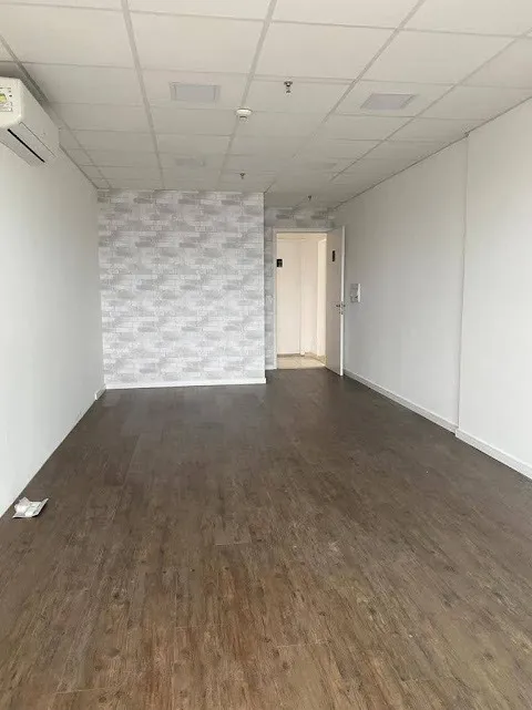 Imagem Sala Comercial de 33m², Localizada no Ed. Helbor Office - Limão São Paulo - SP!