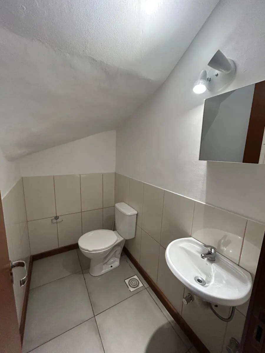 Imagem Casa em Canela no bairro Vila Maggi de 4 dormitórios