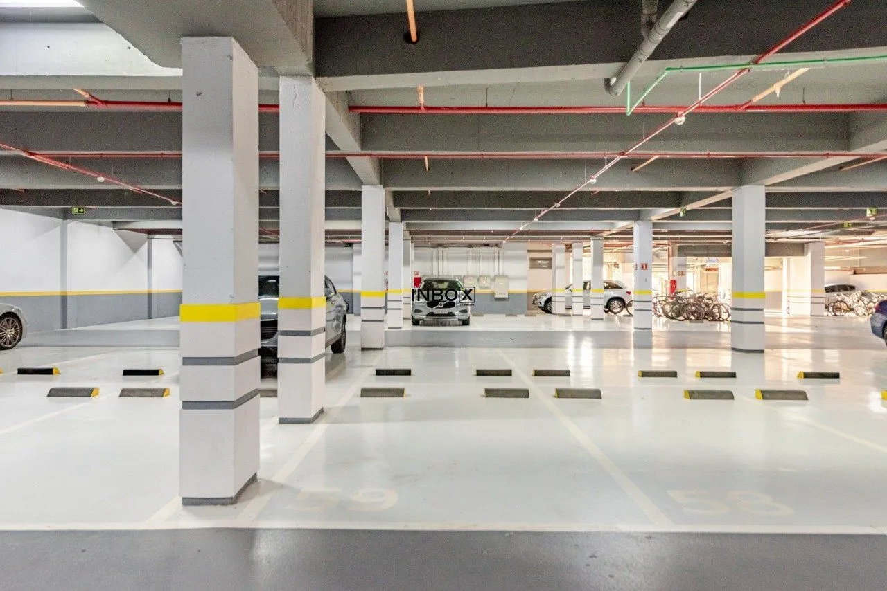 Imagem Apartamento 3 Suítes Mobiliado à Venda na Avenida Praia de Belas