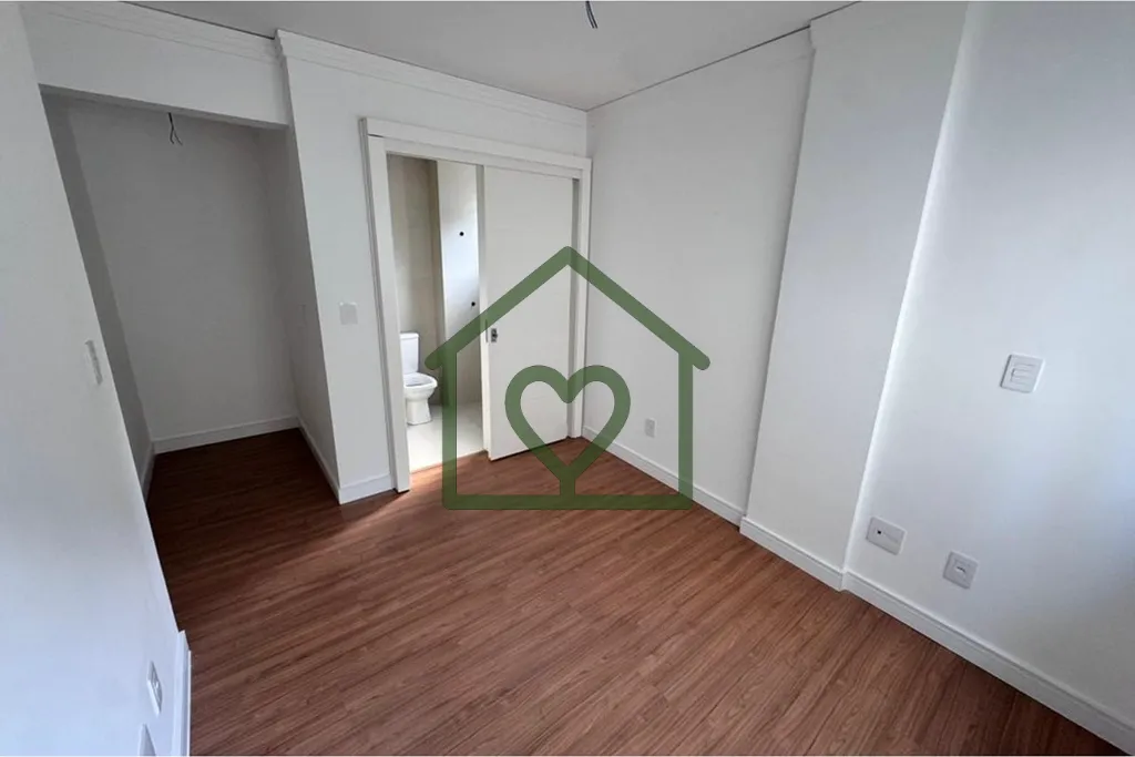Imagem Apartamento 2 Dormitórios (2 Suítes) no Menino Deus 
 
Apartamento de 74 m² privativos, muito bem...